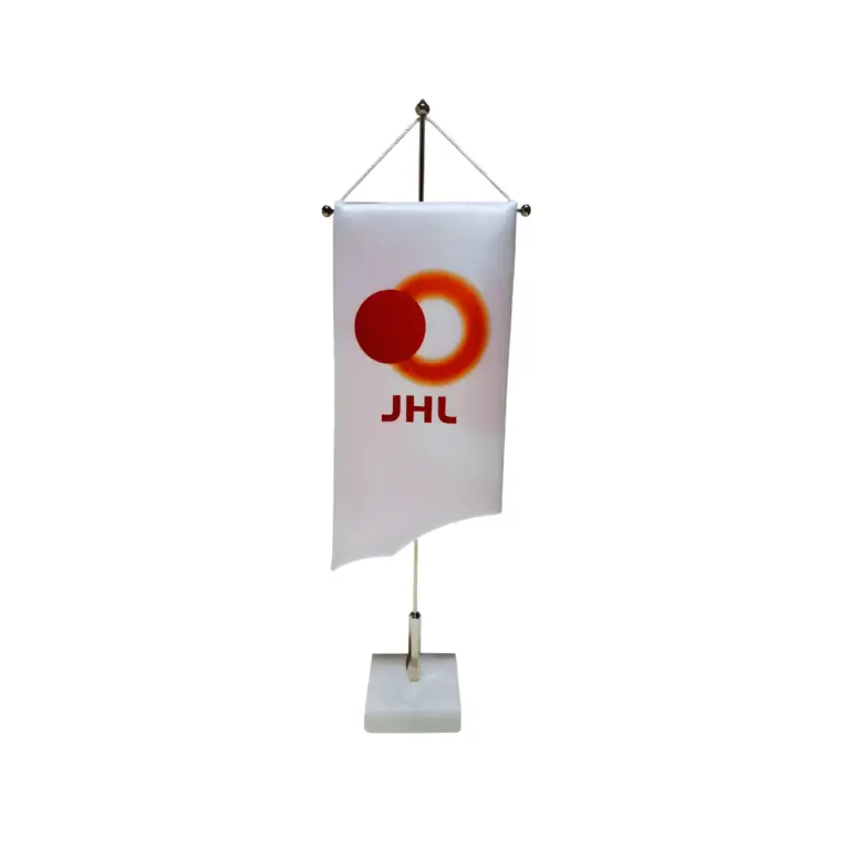 Pöytästandaari omalla designilla