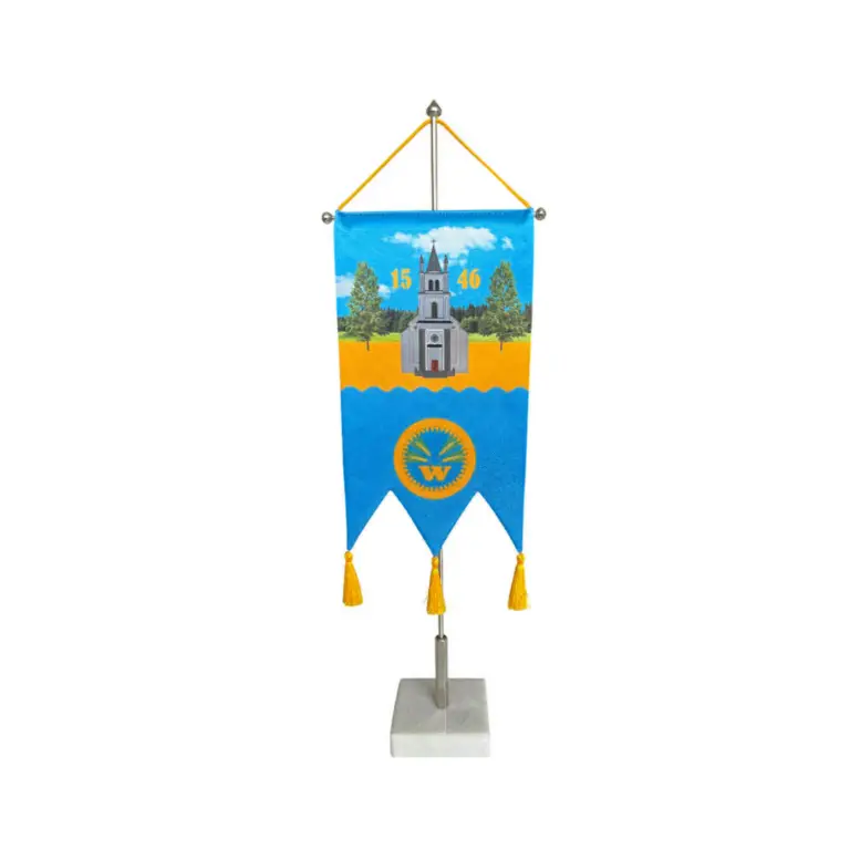 Pöytästandaari omalla designilla