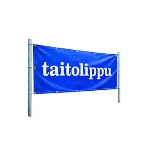 Sininen banderoli taitolippu-tekstillä ulkona salkoon kiinnitettynä
