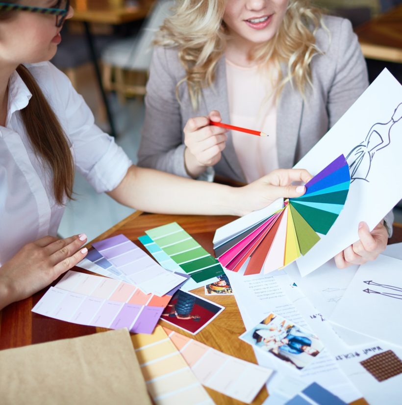 meeting-of-fashion-designers.jpg meeting-of-fashion-designers.jpg